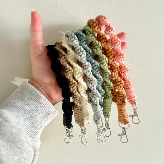 Twisted Macrame Wristlet Keychain – Handmade Cotton Boho Keychain for Keys or Bags