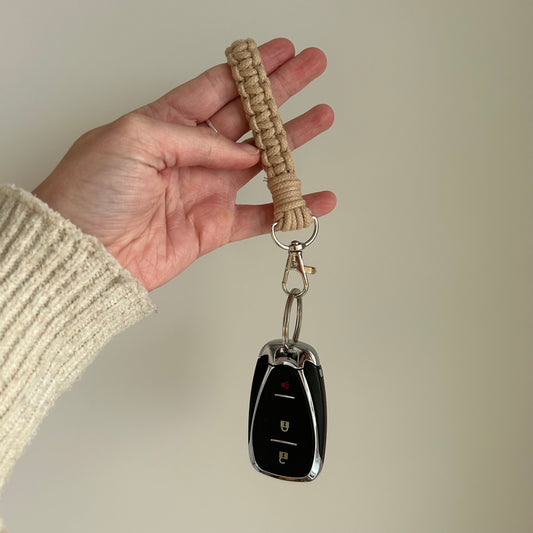 Macrame Finger Loop Keychain – Handmade Cotton Boho Wristlet Key Ring