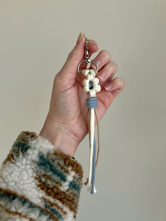 Macrame Flower Keychain – Handmade Cotton Boho Key Ring Gift for Women
