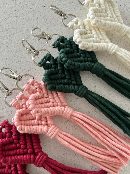 Macrame Heart Keychain – Handmade Cotton Boho Key Ring Gift for Her