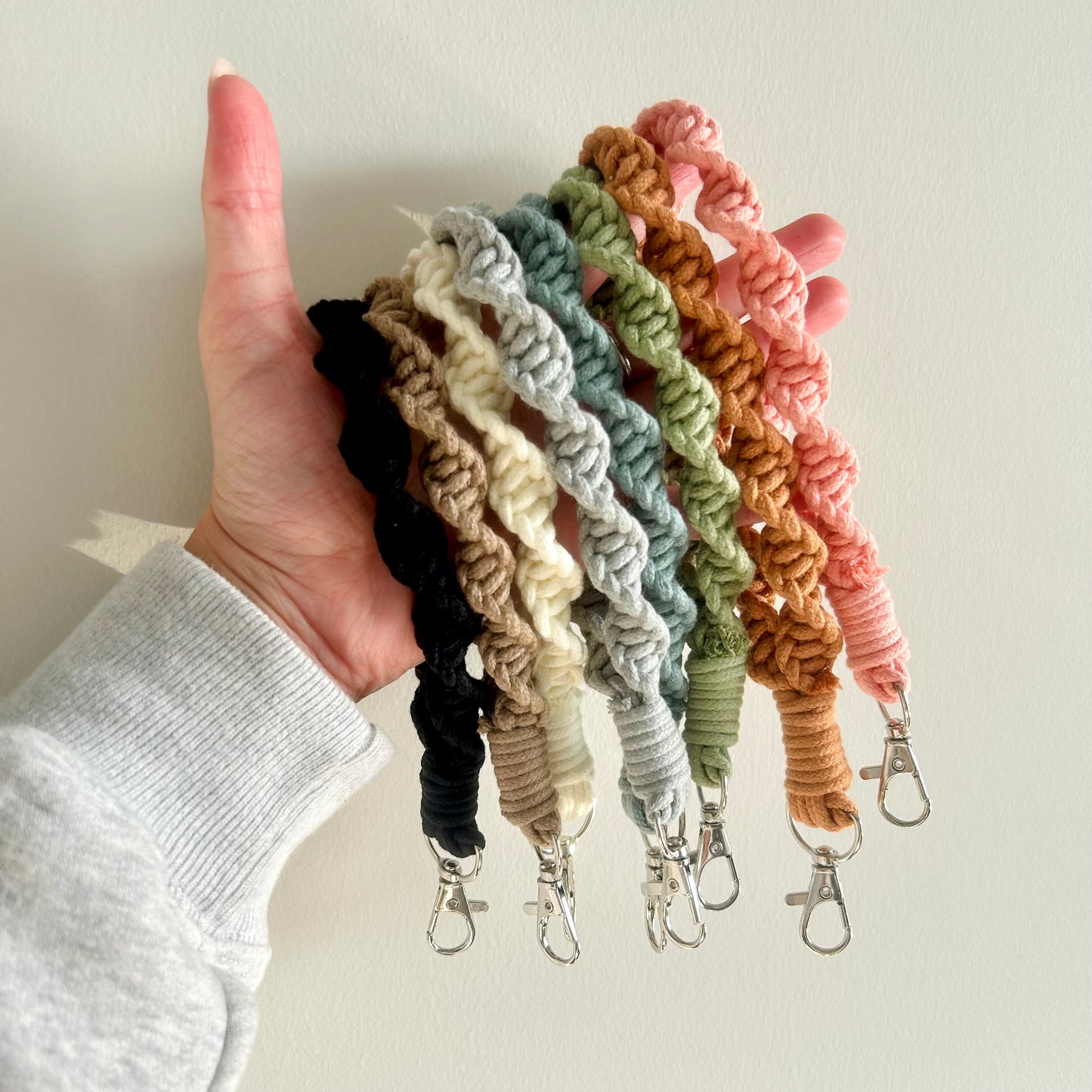 Twisted Macrame Wristlet Keychain – Handmade Cotton Boho Keychain for Keys or Bags