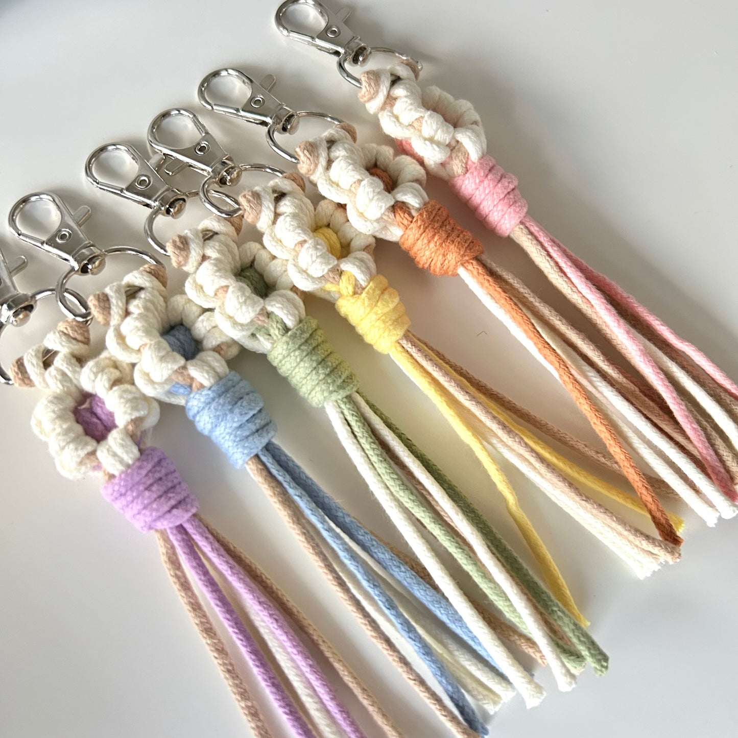 Macrame Flower Keychain – Handmade Cotton Boho Key Ring Gift for Women