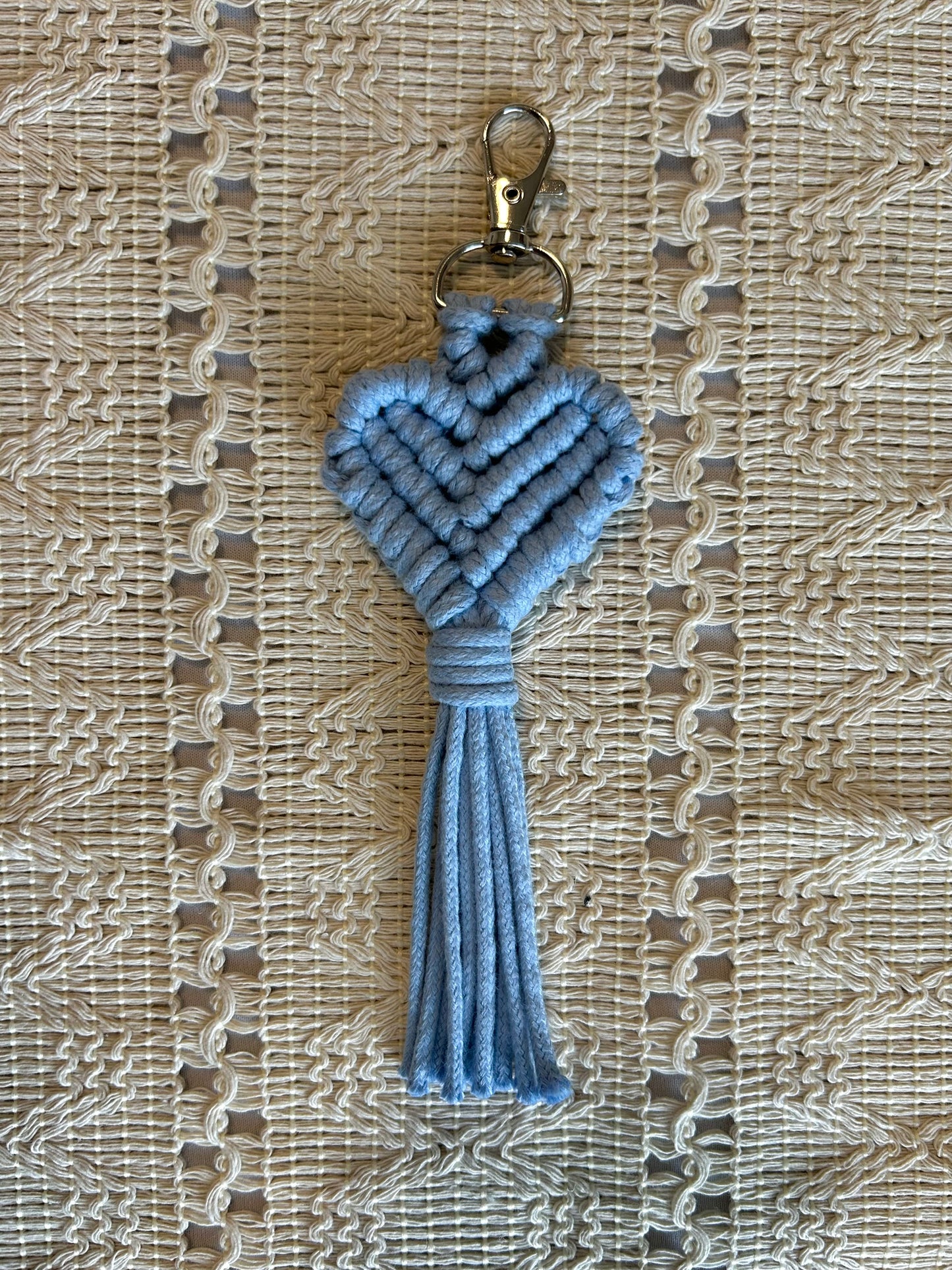 Macrame Heart Keychain – Handmade Cotton Boho Key Ring Gift for Her