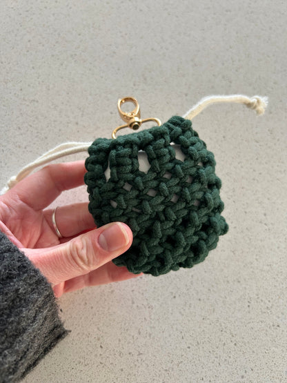 Macrame Earbud Case Holder – Handmade Boho AirPods Pouch, Cotton Cord Earphone Cover, Cute Tech Accessory Gift