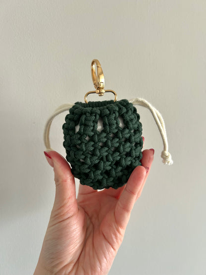 Macrame Earbud Case Holder – Handmade Boho AirPods Pouch, Cotton Cord Earphone Cover, Cute Tech Accessory Gift